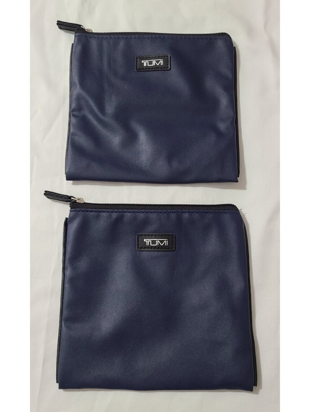 2pk TUMI X Delta Airlines Amenity Pouch Blue Zipper Travel Case Makeup BAG ONLY